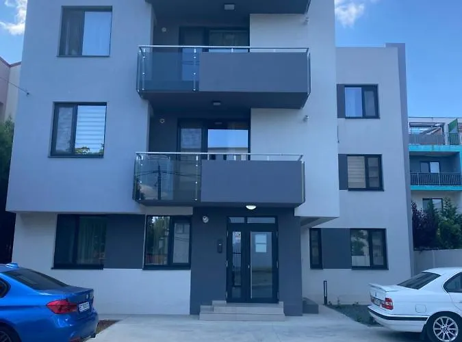 Studio Salonika, Mamaia Nord, Zona Alezzi *