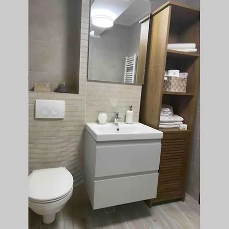 Studio Salonika, Mamaia Nord, Zona Alezzi Navodari