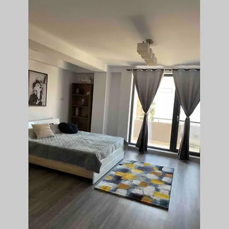 Studio Salonika, Mamaia Nord, Zona Alezzi *