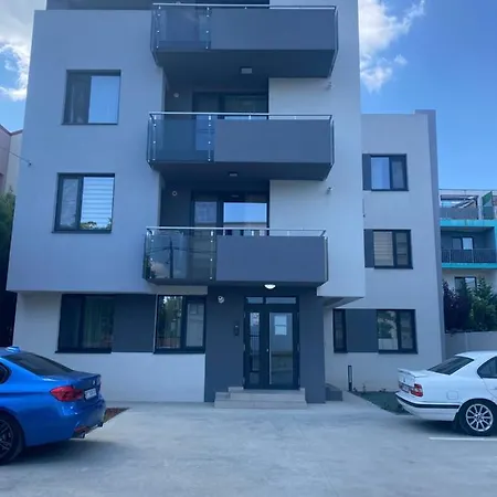 Studio Salonika, Mamaia Nord, Zona Alezzi *