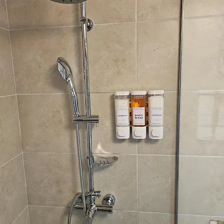 Salonika, Mamaia Nord, Zona Alezzi * Năvodari
